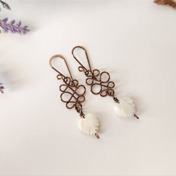 White Shell Heart Leaf Earrings / Antique Copper Wire Wrapped Dangle Earrings - Picture 2 of 10